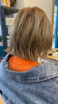 【箕面駅】≪正社員または業務委託≫≪指名売上最大65％還元≫≪自由出勤≫≪社会保険完備≫女性スタッフ専任サロン！女性ならではの視点や技術を活かして働けます！「air.（エアー）」からスタイリスト（美容師）の求人☆★