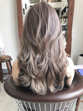 【水口】≪18時台に退勤可能≫≪日曜日定休＆GW休暇あり≫≪完全週休2日制≫≪社会保険完備≫お客様との距離も近くスタッフ仲も抜群！アットホームサロン！「Kokua Beauty Gallery（コクアビューティーギャラリー）」からスタイリスト（美容師）の求人☆★