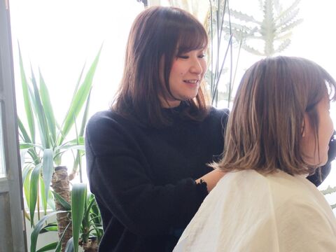 【立町】≪社会保険完備≫短時間集中型レッスンで夜もそこまで遅くならないようにしています♪撮影にも興味のある方は必見！！Emeli Hair（エメリヘアー）からアシスタント（美容師）の求人☆☆