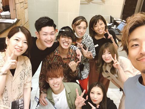 【葭川公園】◆最短1年10カ月でのデビューも目指せる・土日休みも月に1日程度相談可能・マツエクやメイクも学べる環境◆常に最先端の薬剤と技術で、トレンドを発信しているサロン「aL-ter LieN（アルターリアン）」からアシスタント（美容師）の求人☆★