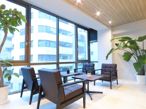 【池袋】≪髪色自由・ネイルOK≫≪月2回まで土日休みOK≫≪産休育休実績あり≫女性の働きやすい待遇を多数用意！！頑張った分はしっかり還元される環境です！「marry 池袋店（マリーイケブクロテン）」からアイリスト（まつげエクステ・まつげパーマ・アイブロウ）の求人☆☆