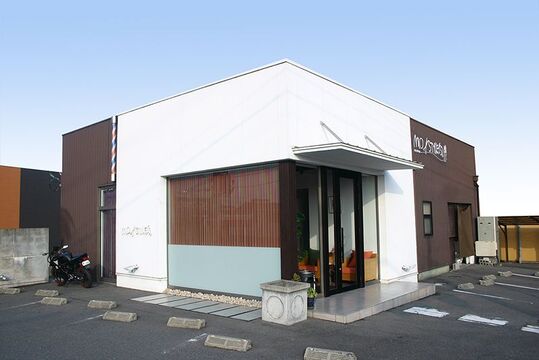 【備前西市】≪社会保険完備≫≪月7日休み≫≪社員寮あり≫≪定期健康診断≫≪子供手当あり≫年4回の社内技術試験で着実に昇給、昇格！個室完備のリラクゼーションサロン「MIOSTYLE(s)大福店（ミオスタイルオオフクテン）」からスタイリスト、アシスタント（理容師）の求人☆★