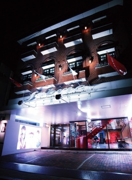 【田川後藤寺駅】≪月休7日・社会保険完備≫海外コンテストで度々優勝のオーナーから世界で通用する技術が学べます！！レベルの高い美容師を目指せるヘアサロン「fabric（ファブリック）」からアシスタント（美容師）の求人☆★☆