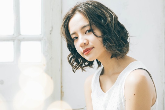 【南海岸和田駅】≪実働8時間≫≪月8日休み・有給休暇あり・だんじり休みあり≫≪社会保険完備≫≪最短1年デビュー&アイリスト兼任OK≫駅前すぐ！地域密着型のデザインカラーも髪質改善も幅広く対応する人気ヘアサロン！「M-style 岸和田店（エムスタイルキシワダテン）」からアシスタント（美容師）の求人☆★