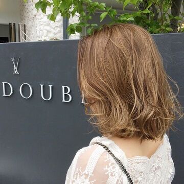 【逆瀬川】≪完全週休二日制≫≪日曜日休みあり≫≪社会保険完備≫地域のお客様から支持されている「DOUBLE（ダブル）」からアシスタント（美容師）の求人☆★☆