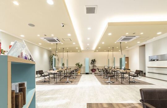 【守恒】≪5.5時間勤務・正社員登用あり≫安心の研修体制で一人ひとりにピッタリなペースでネイリストを目指せるトータルビューティーサロン！長く働ける環境が人気です「Loves Laughs 守恒徳力店（ラブズラフズモリツネトクリキテン）」からネイリスト（ネイル）の求人☆☆