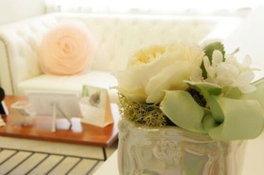 【京都駅】≪未経験OK≫≪社会保険完備≫≪インストラクター在籍サロン≫≪人間関係◎≫まつ毛パーマ・アイブロウ・眉毛カットなどのメニューもある目元のトータルサロン「Bon Chic 京都駅前店（ボンシックキョウトエキマエテン）」からアイリスト（アイデザイナー・まつ毛エクステ）の求人★☆★