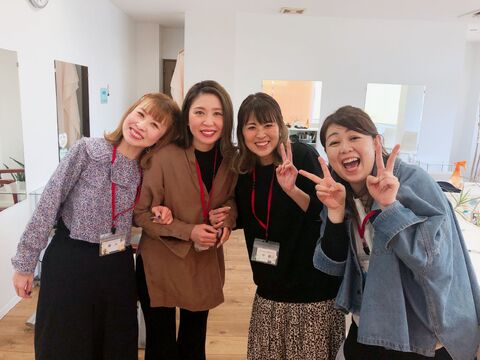 【枚方市駅】≪遅くても20時までに退勤≫≪月給27万円〜≫≪月8,9日休み≫≪社会保険完備≫リーズナブルな価格でしっかりした技術を提供、口コミも多数で顧客満足度も高い！「Re:Style15 枚方駅前店（リスタイルフィフティーンヒラカタエキマエテン）」からスタイリスト（美容師）の求人☆☆