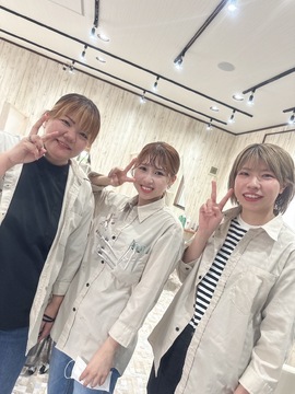 【中尾町】≪完全週休2日制・社会保険完備・残業なし≫仕事とプライベートどちらも充実！！アットホームな雰囲気で誰もが気軽に髪をキレイにできる「ORiVER HAIR FAM 小船越（オリバーヘアファムオフナコシ）」からスタイリスト（美容師）の求人☆☆