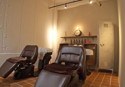 【深井】本気でスタッフの人生を考えてくれるオーナーさん★頑張った分だけ給与にも還元☆入客チャンスも多くやりがいのある環境です！“LIFE GOES ON（ライフゴーズオン）”からスタイリスト・Jr.スタイリスト（美容師）の求人です☆★