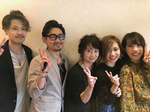 【播磨町】≪月給23万円≫≪社会保険完備≫≪完全週休2日制≫営業中レッスンなのでプライベートも充実！奨学金補助、ウィッグ代全額支給などサポート体制も充実！しっかり技術を学べます！カラーリストとしての勤務もOK「Luc.hair.design（ルクヘアーデザイン）」からアシスタント・カラーリスト（美容師）の求人☆★☆