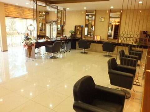 【勝瑞】正社員と業務委託を選択可能≪フリー40％／指名50％還元≫≪圧倒的な集客力で入客チャンス大!!≫≪社会保険あり!!≫月給30万円以上稼ぐ事が可能ですライフスタイルに合わせた勤務ができる「little kitajima by BIVRE（リトルキタジマバイヴィーヴル）」からスタイリスト・jrスタイリスト（美容師）の求人★☆