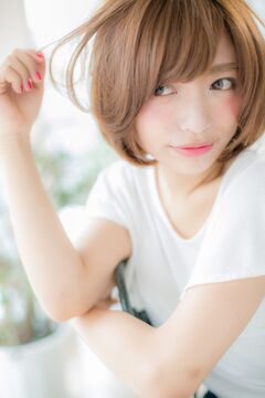 【春日部駅】■平均退社19時台・月9日休み選択可能・産休育休制度あり・社会保険完備■幅広い年齢層のスタッフさんが活躍中！ママさんスタイリストさんも大歓迎！今までの経験を活かしつつ、長所をしっかり伸ばせるます！「N＆A CONTi（エヌアンドエーコンティ）」からスタイリスト（美容師）の求人☆★