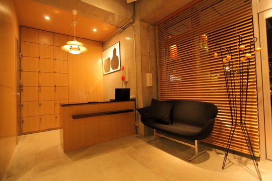 【若葉】≪最短2年でデビュー可能≫≪土日祝休みOK≫≪実働8時間≫抜群の教育体制を整えた人気サロン！美容師としてのキャリアを充実させられる環境です！「organic+life 若葉店（オーガニックライフワカバテン）」からアシスタント（美容師）の求人☆★