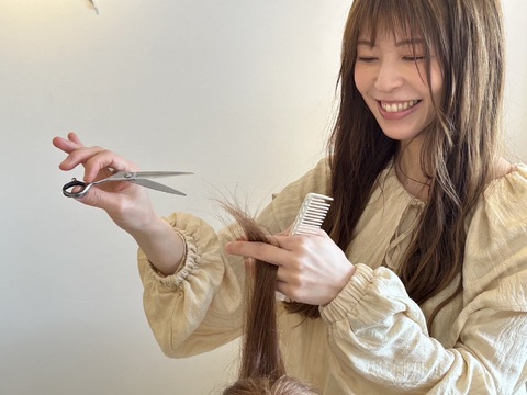 【地下鉄成増】≪半個室マンツーマン≫≪顧客0からok≫≪予約状況で早帰り可能≫≪平均給与26万〜30万≫≪完全週休2日制≫≪社会保険完備≫≪ママさんスタイリスト歓迎≫人間関係が苦手、大人数が苦手な方にもオススメ！お客様に向き合った対応ができるマンツーマン制、ヘルプ業務もなし！自身も為になるエイジングケアメニューを学ぶことができます。「hacco（ハッコ）」からスタイリスト（美容師）の求人☆★☆