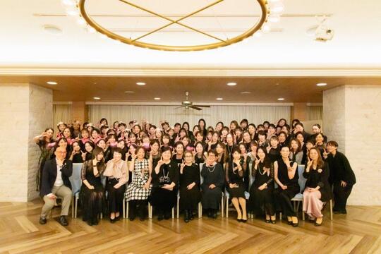 【旧居留地・大丸前】≪13時オープン≫≪実働8時間≫≪年間休日115日≫≪月9日休み≫未経験からでも安心のフェイシャルエステサロン！福利厚生と研修体制が充実した環境です！「Lamyrrhe 神戸元町店（ラミールコウベモトマチテン）」からエステティシャンの求人☆☆