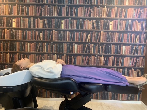 【椥辻】≪選べる勤務形態≫≪平均18時30分退社≫≪髪質改善＆スパメニューが人気≫某集客サイトでの受賞やランキングにランクインしている人気サロン！「&dy（アンディ）」からスタイリスト（美容師）の求人☆★