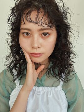 【中津】1988年創業からブレない社員ファーストな福利厚生 ≪社会保険≫≪月8日休み≫ 中途スタイリスト、ママさんパートスタッフ、それぞれに合わせた働き方を実現してます！！！トレンドを追求しWAKUWAKU成長のできる「ill frere KITAUMEDA（イルフレールキタウメダ）」からスタイリスト（美容師）の求人★☆