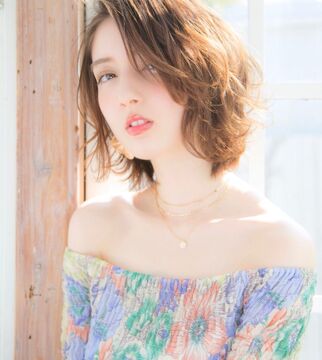 【名古屋駅】◆完全週休2日制・社会保険完備◆業界を牽引するトレンドサロン！複数のキャリアアッププランを用意しており将来も安心！あなたの夢を叶える「Lond jeloud（ロンドジュルード）」からスタイリスト（美容師）の求人☆★