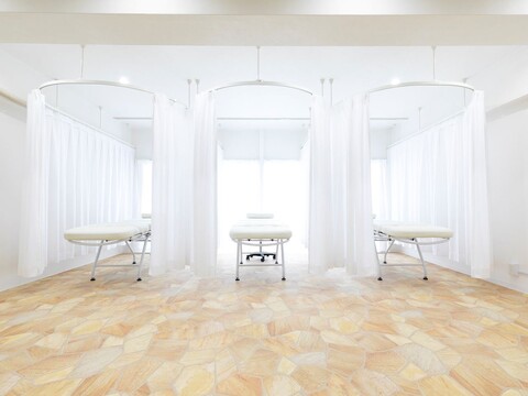 【JR郡山駅】≪未経験・新卒生大歓迎≫≪完全週休2日制≫≪社会保険完備≫≪土日休みOK≫≪半個室≫最新商材を幅広く取り揃え、お一人おひとりに合わせた施術が可能です。1〜2ヶ月でアイリストデビューが目指せます！「Marine eye（マリンアイ）」からアイリスト（まつげエクステ・まつげパーマ・アイブロウ）の求人☆☆