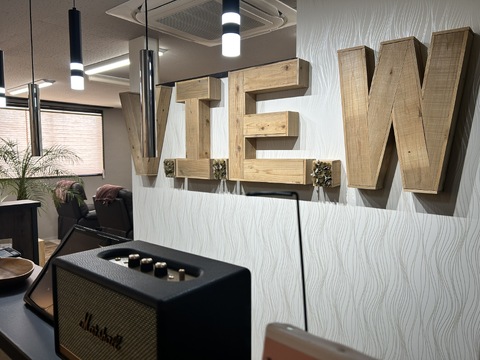 【春日市春日】≪業務委託／正社員あり・指名還元率50％≫顧客がいる人大歓迎！！働き方の融通が利きやすいサロン「V.I.E.W eyelash&nail（ビュー アイラッシュアンドネイル）」からアイリスト（まつげエクステ・まつげパーマ・アイブロウ）の求人☆☆