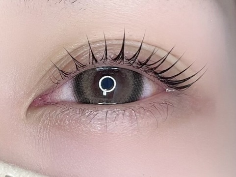 【南町】≪社会保険完備≫≪未経験OK≫≪土日休みも相談OK≫未経験の方も安心の研修体制でしっかり技術を学べます！技術を磨きながら、美容のプロとして長く活躍できるお仕事です「e'te une（エテユヌ）」からアイリスト（まつげエクステ・まつげパーマ・アイブロウ）の求人☆☆