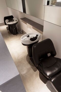 【尾山台】≪引っ越し費用一部負担あり≫≪営業中レッスンOK！≫≪デビューまで2年以内を目指せる！≫≪社会保険完備≫整った教育制度で安心して練習できる！「THREE by KEEP（スリーバイキープ）」からアシスタント（美容師）の求人☆★☆