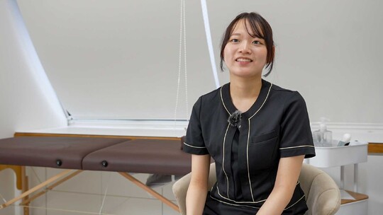 【高槻駅】≪社会保険完備・実働8時間・残業なし・マンツーマン施術≫頑張った分はしっかり還元されます！うなじやもみあげの脱毛に特化したサロン「スタッフが集まり次第、高槻市内にOPEN予定のうなじ矯正専門店」からエステティシャンの求人☆☆