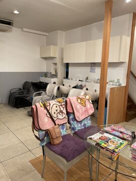 【湊川】≪60代も活躍中！≫≪月8日休みと月6日休みが選べる≫≪18時には帰れる環境！≫≪土日休み可能≫スタイリストのみの地域密着型サロン！「エルシェード（エルシェード）」からスタイリスト（美容師）の求人☆★