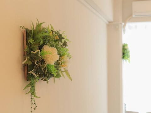 【心斎橋】≪まつパ・アイブロウ専任でもOK≫≪月に2回まで土日休みOK≫≪連休も取得可能≫≪社会保険完備≫≪休日数選択OK≫≪モデルサポートあり≫≪営業中レッスンOK≫お客様は30代女性の方が多いです！落ち着いた雰囲気のサロンさんで働いてみませんか？「Spice（スパイス）」からアイリスト（まつげエクステ・まつげパーマ・アイブロウ）の求人☆☆