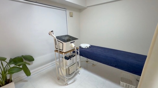 【難波】エステティシャンの経験を活かしたい！SNSを活用して自分のファンを増やしたい！そんな方にオススメの脱毛＆ピーリング専門店「Ririance（リリアンス）」からエステティシャン（エステ）の求人☆☆