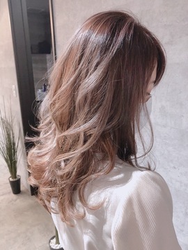 【塔原】≪完全週休2日制・社会保険完備・早上がりOK・高歩合・選べる雇用形態≫スタッフの給与や休日を一番に考えています！転職に悩まれている方は是非ご相談ください！貴方に合った美容師人生を送りましょう！施術マニュアルサポートでブランクがある方、技術に自身がない方でも安心のバックアップ「LOWEN（ローエン）」からスタイリスト（美容師）の求人☆★