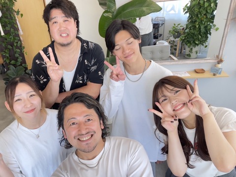 【三鷹駅】≪最低保障給あり≫≪土日祝休みOK≫お客様はもちろん、働くスタッフさんが安心できる環境作りをしています！地域密着型の人気サロン！「Nowa 三鷹店（ノワミタカテン）」からスタイリスト（美容師）の求人☆★