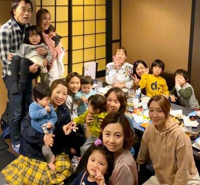 【河内松原】≪日曜祝日定休≫≪社会保険完備≫≪17時営業終わり≫≪週3日～、1日4時間～OK≫ブランクある方にはサポートもあり！子育て世代の女性が安心して働けますよ！地域にずっと愛されるサロンを目指す「SAZAE（サザエ）」からアシスタント（美容師）の求人☆★☆