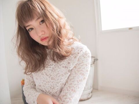 【明石駅】≪日曜定休あり≫≪平均19時頃に退勤可能≪残業代あり≫≪ウィッグ半額支給あり≫地域のお客様から愛されるサロン！髪頭皮へのダメージレスに特化！幅広い年齢層に対応できる美容師を目指せます！「Grand Bleu（グランブルー）」からアシスタント（美容師）の求人☆★