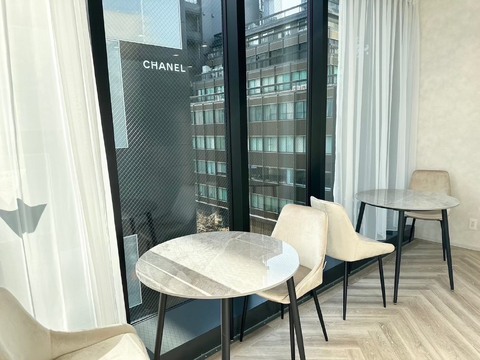 【銀座】≪正社員も土日休みOK≫≪早番遅番制の実働8時間≫≪WワークOK≫≪3つの雇用形態から選択可能≫≪社保完備≫≪GW・夏季・年末年始・有給休暇あり≫≪産休育休実績あり≫モデルやインフルエンサー、スポーツ選手などからも支持されている有名店！神戸の人気店が銀座にもオープン！完全個室のエステサロン「Silk de River 銀座店（シルクドリバーギンザテン）」からエステティシャンの求人☆☆