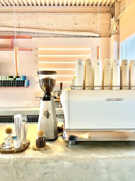 【谷町9丁目】≪社会保険完備≫≪最低保証給23万円≫≪平均月給35万円≫≪完全マンツーマン≫頑張った分をしっかり還元してくれます！髪質ケアに注力しているサロン！「iru（イル）」からスタイリスト（美容師）の求人☆★